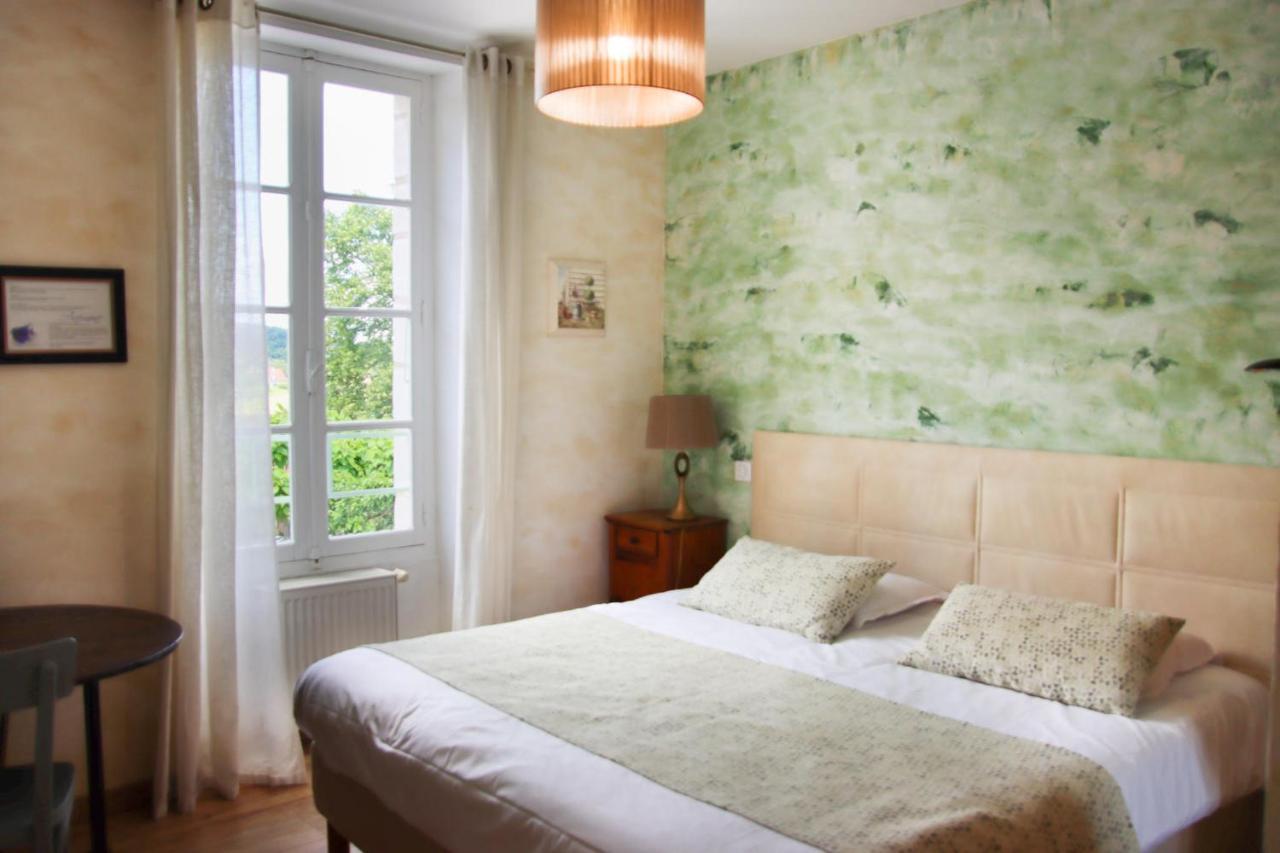Auberge Des 7 Tours Martel Eksteriør bilde